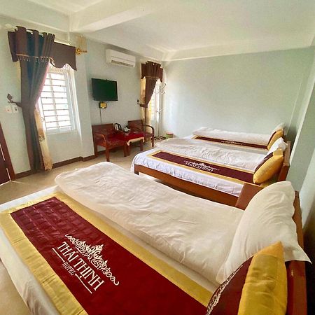 Thai Thinh Hotel Dong Van  Exteriör bild